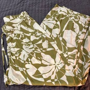 joie green patterned pant